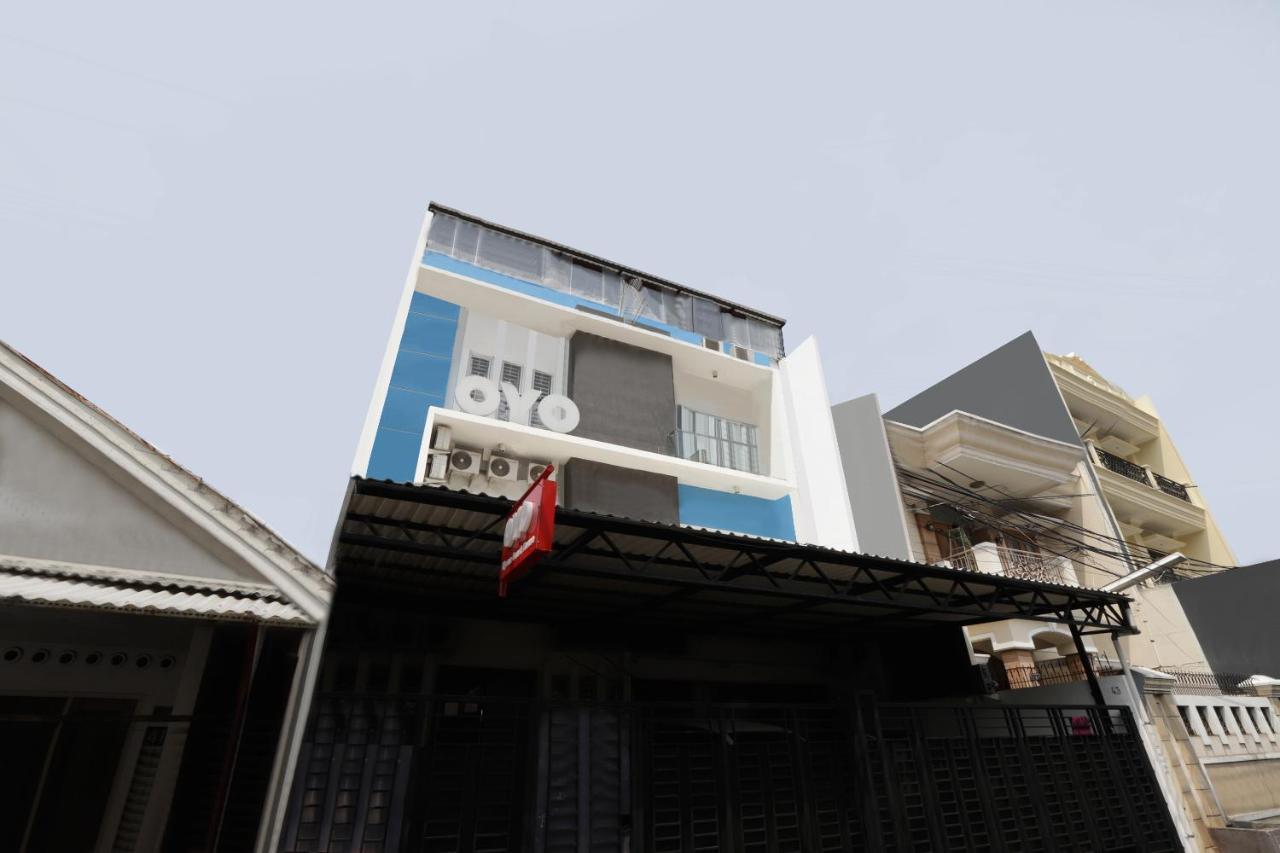 Oyo 345 Wynne Residence Giacarta Esterno foto