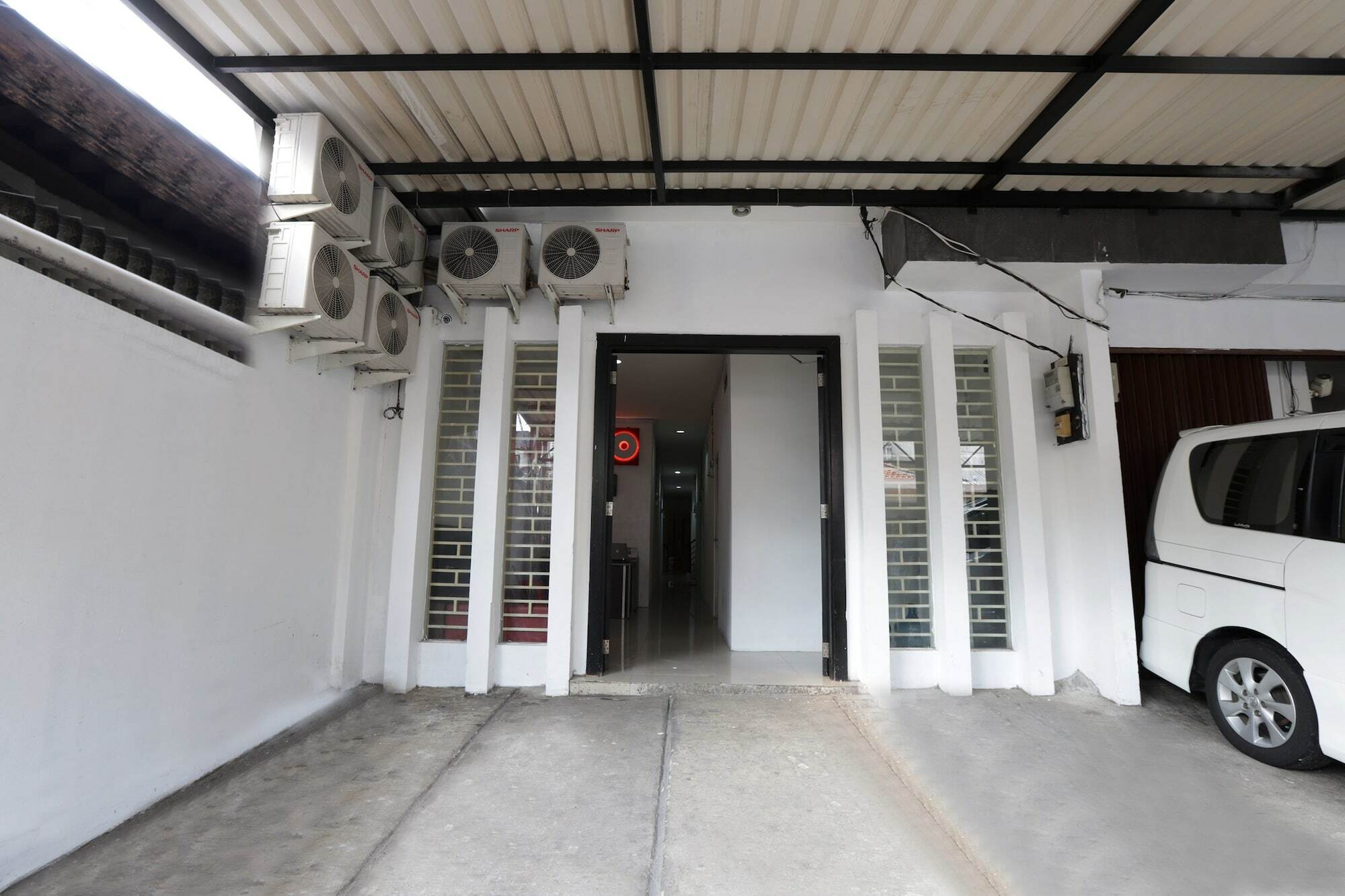 Oyo 345 Wynne Residence Giacarta Esterno foto
